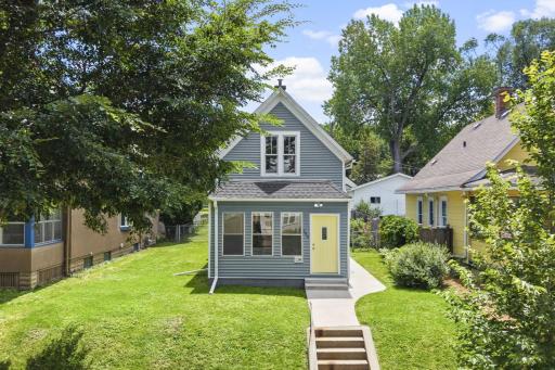 240 Sidney Street E, Saint Paul, MN 55107