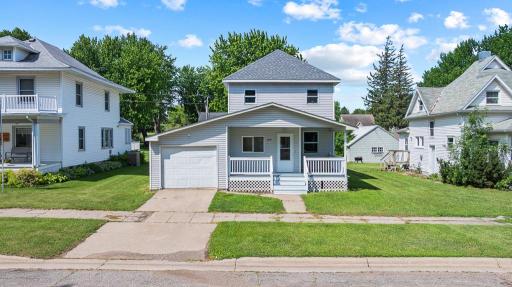 204 1st Street, Russell, MN 56169