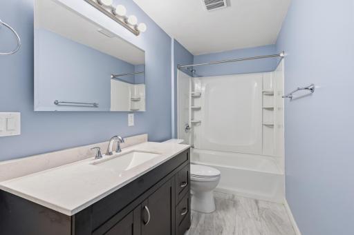 1767 Fescue Court, Shakopee, MN 55379