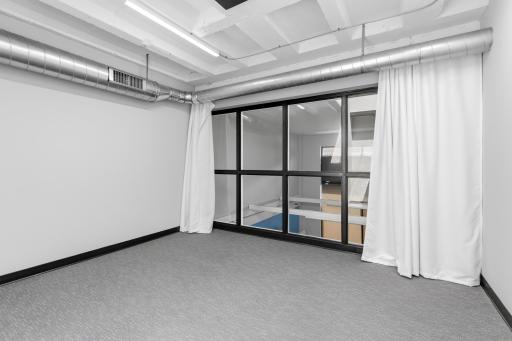 2375 University Avenue W, Saint Paul, MN 55114