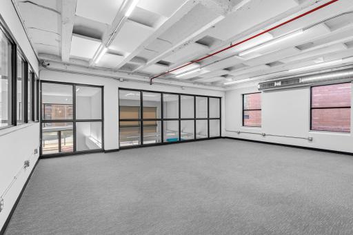 2375 University Avenue W, Saint Paul, MN 55114