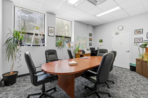 2375 University Avenue W, Saint Paul, MN 55114