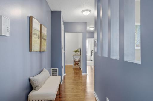 168 College Avenue W, 2, Saint Paul, MN 55102