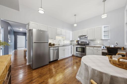 168 College Avenue W, 2, Saint Paul, MN 55102