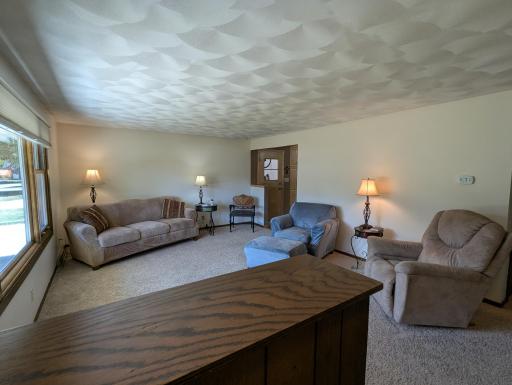 1111 Skylark Lane, Albert Lea, MN 56007