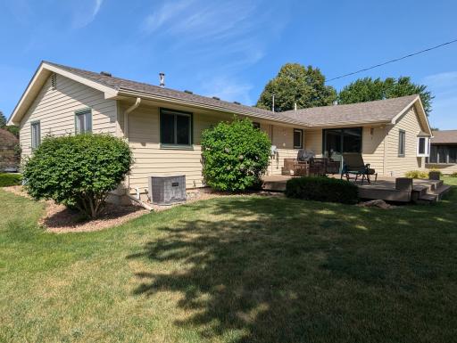 1111 Skylark Lane, Albert Lea, MN 56007