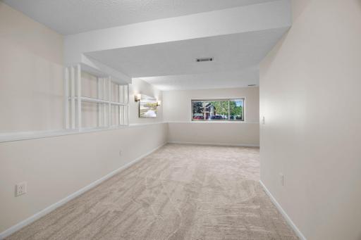 9807 Heath Avenue S, Cottage Grove, MN 55016