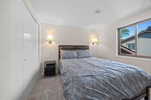9807 Heath Avenue S, Cottage Grove, MN 55016