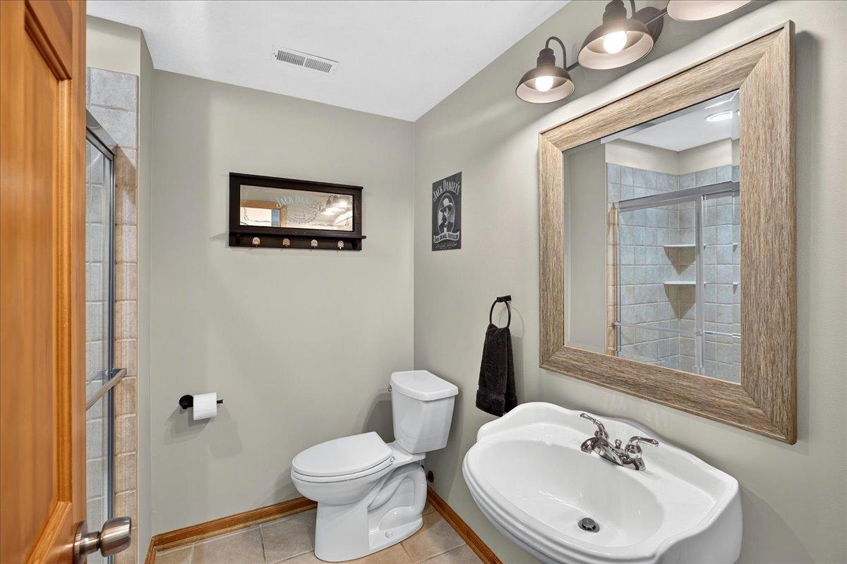 3/4 bath - lower