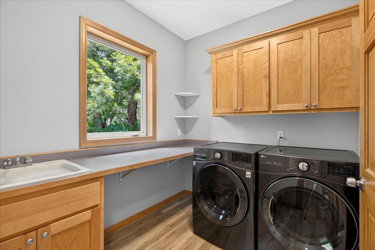 Laundry room - main