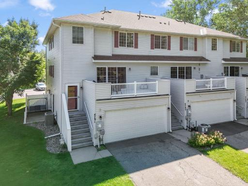 4791 Grenwich Road N, Saint Paul, MN 55128