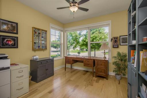 10709 Kingsfield Lane, Saint Paul, MN 55129