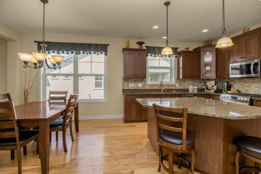 10709 Kingsfield Lane, Saint Paul, MN 55129