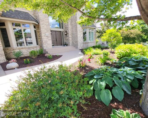 6102 Creek Ridge Court, Minnetonka, MN 55345
