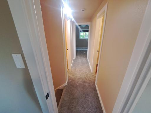 705 Glenview Drive, Albert Lea, MN 56007