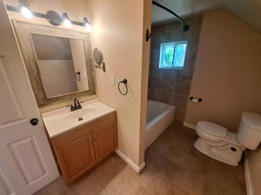 705 Glenview Drive, Albert Lea, MN 56007