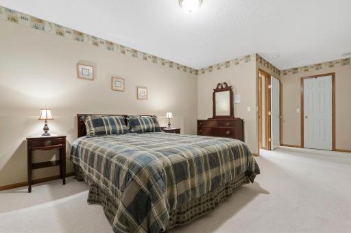 2751 Rivers Bluff Lane, Anoka, MN 55303