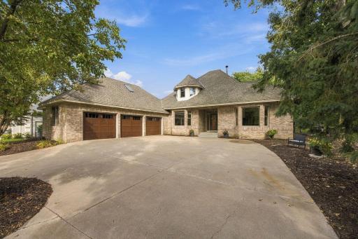 4320 Vinewood Lane N, Minneapolis, MN 55442
