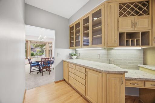 4320 Vinewood Lane N, Minneapolis, MN 55442