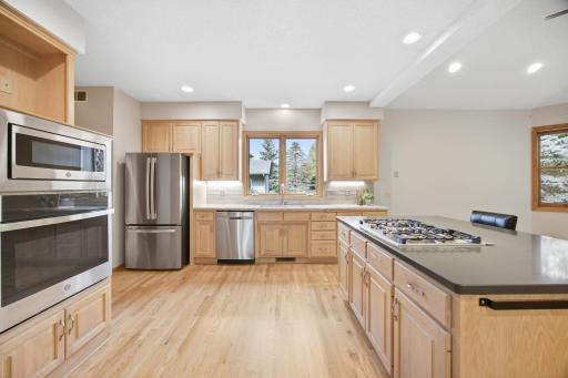 4320 Vinewood Lane N, Minneapolis, MN 55442