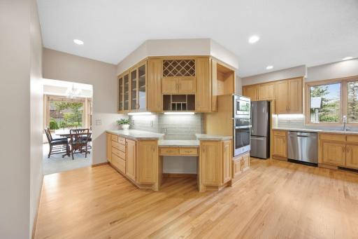 4320 Vinewood Lane N, Minneapolis, MN 55442