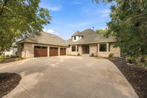 4320 Vinewood Lane N, Minneapolis, MN 55442