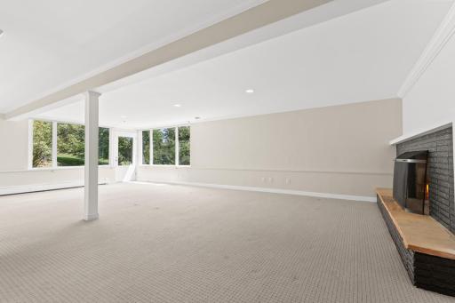 7011 Willow Creek Road, Eden Prairie, MN 55344