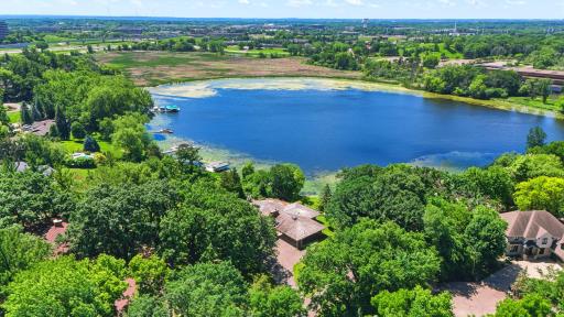7011_Willow_Creek_Road_Eden_Prairie_MN_USA_010.jpg