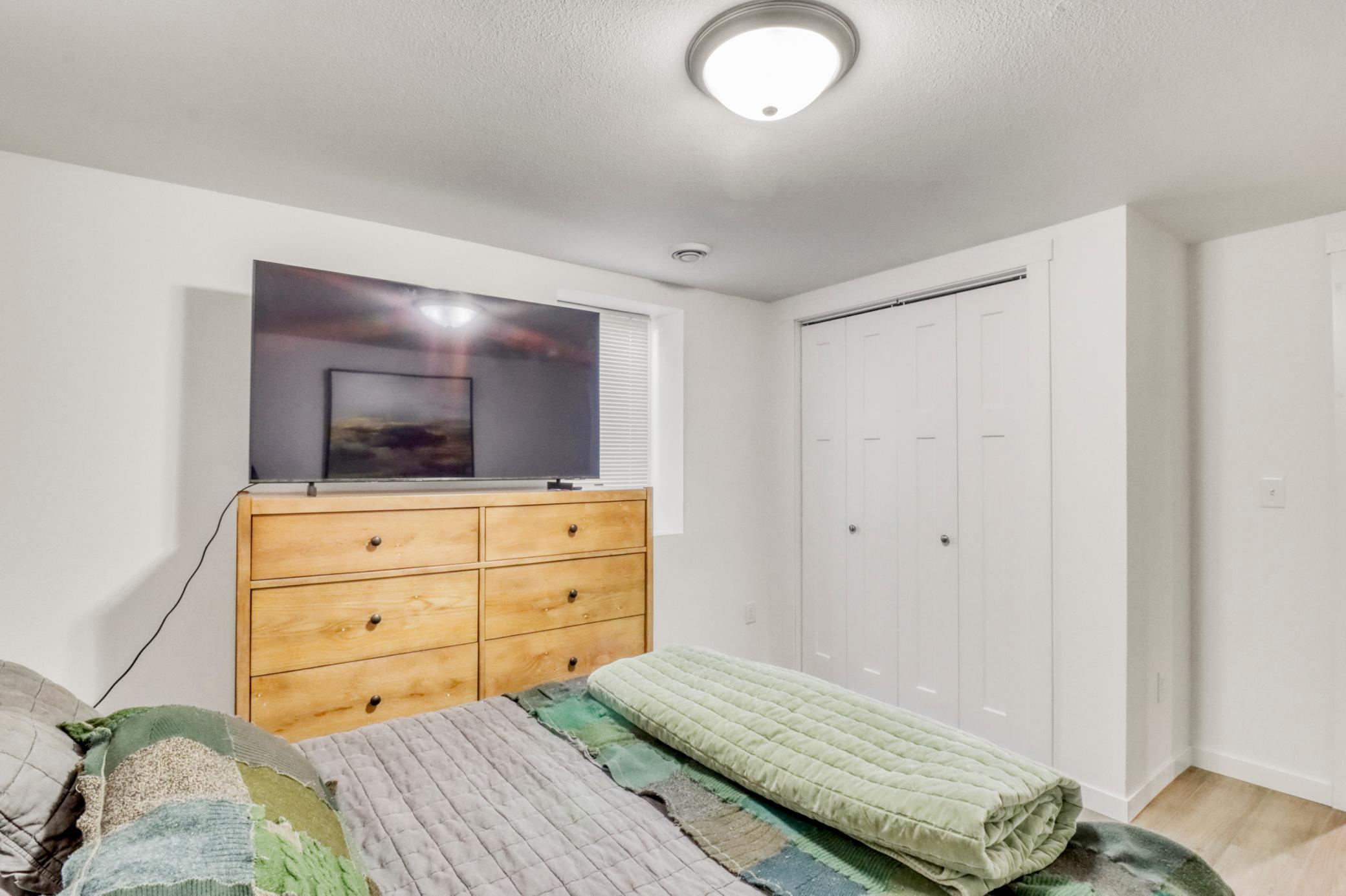 Basement Bedroom2_2.JPG