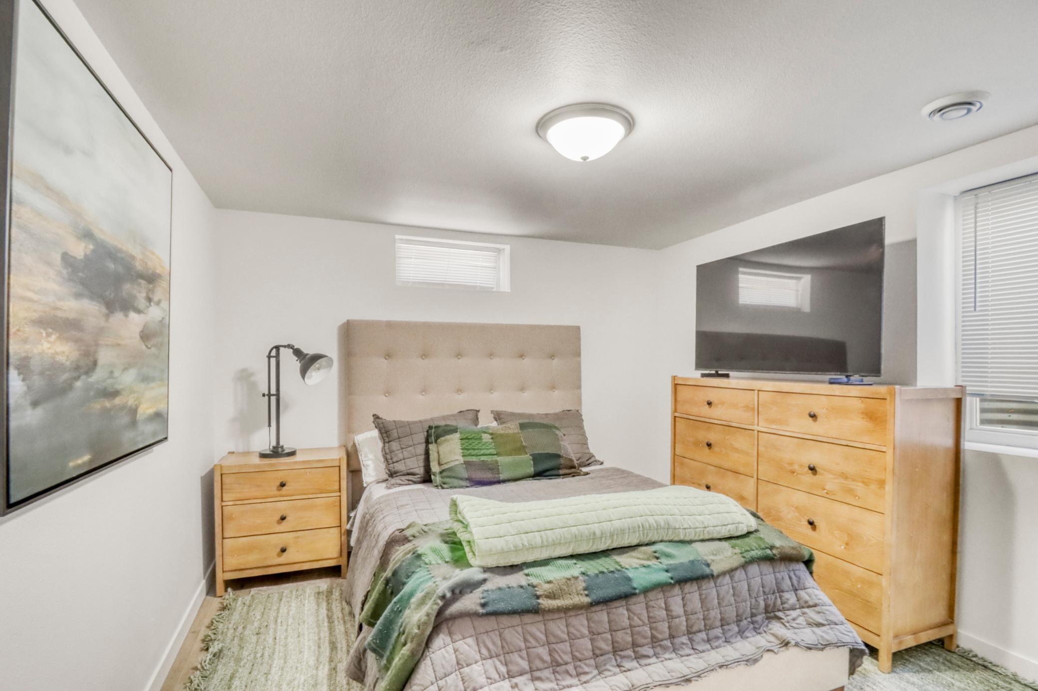 Basement Bedroom2_1.JPG