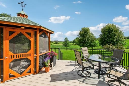 6787 Fairfax Way, Faribault, MN 55021
