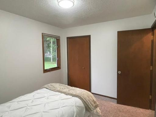 440 106th Avenue NW, Minneapolis, MN 55448