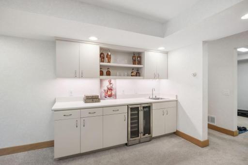 5429 Vining Point Road, Minnetonka, MN 55345
