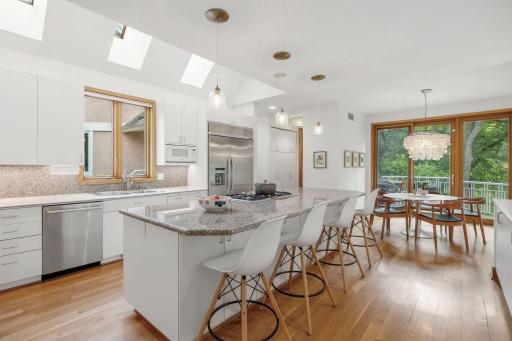 5429 Vining Point Road, Minnetonka, MN 55345