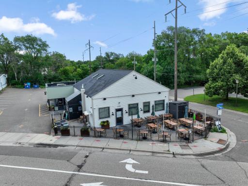 5429 Vining Point Road, Minnetonka, MN 55345