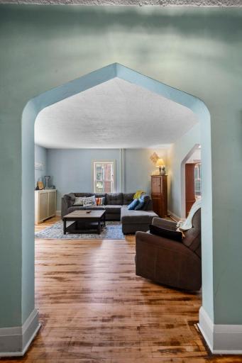 665 5th Street E, Saint Paul, MN 55106