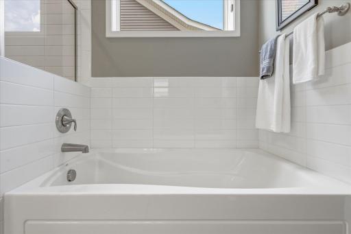 3547 Cove Point Circle NW, Prior Lake, MN 55372