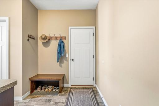 3547 Cove Point Circle NW, Prior Lake, MN 55372