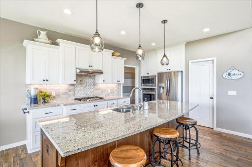 3547 Cove Point Circle NW, Prior Lake, MN 55372