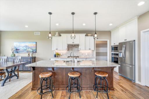 3547 Cove Point Circle NW, Prior Lake, MN 55372