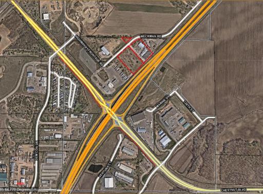 Great visibility and access to Hwy 169 and 41 / Chestnut Blvd