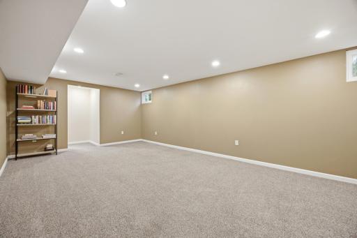 455 16th Avenue S, Fargo, ND 58103