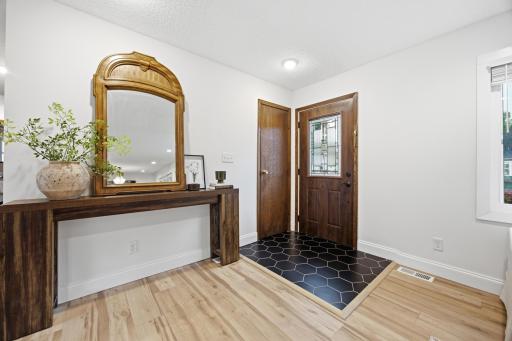 455 16th Avenue S, Fargo, ND 58103