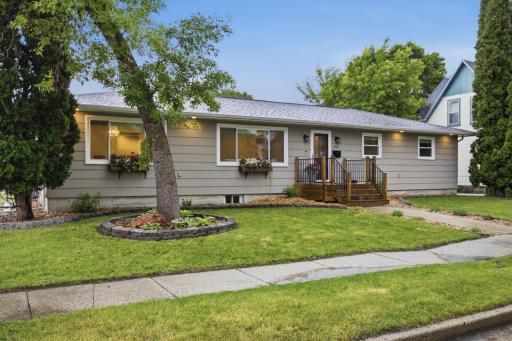 455 16th Avenue S, Fargo, ND 58103