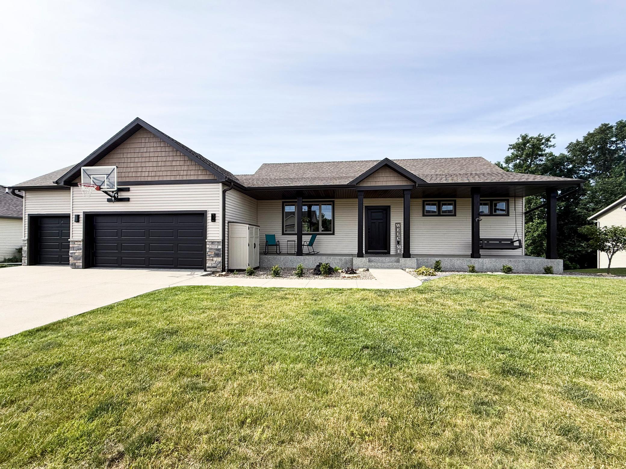 33. Home-for-sale-Rochester-MN.jpg