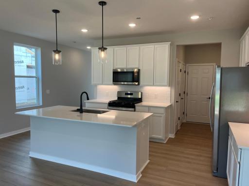 17970 Genoa Drive, Lakeville, MN 55044