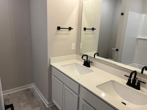 17970 Genoa Drive, Lakeville, MN 55044