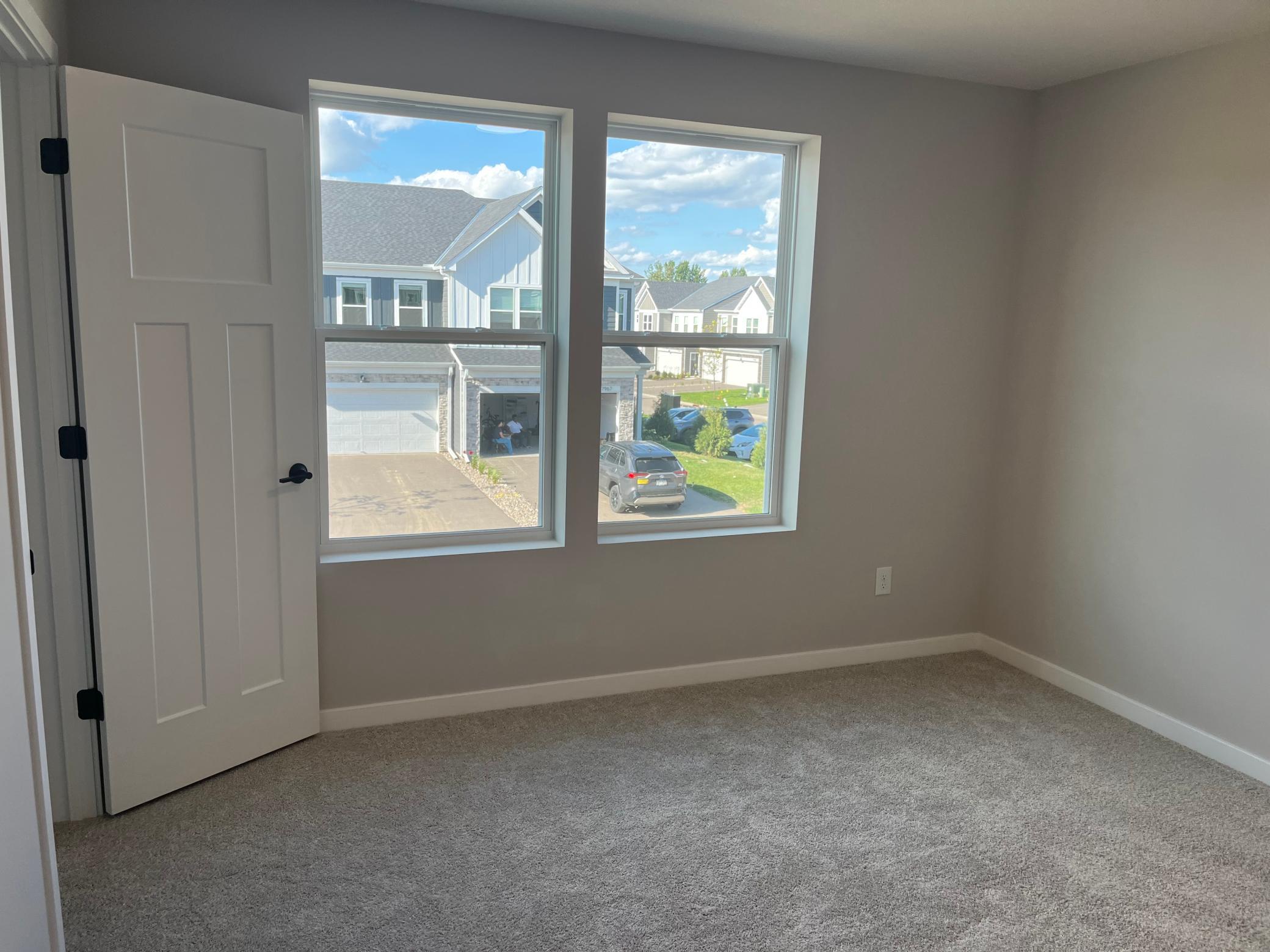Second upstairs bedroom