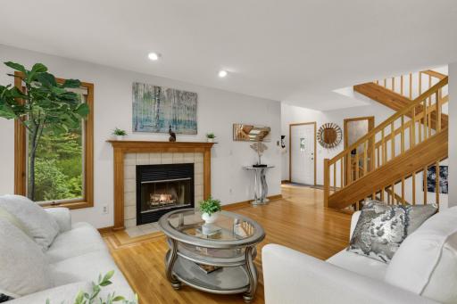 14463 Stewart Lane, Minnetonka, MN 55345