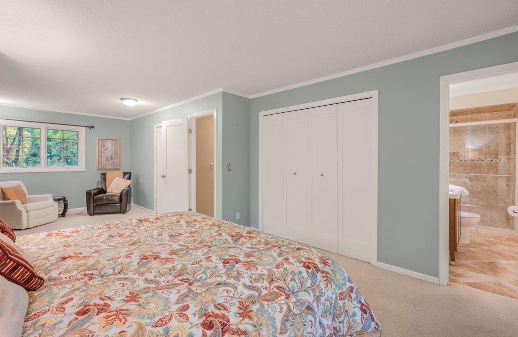 Beautifully updated primary ensuite
